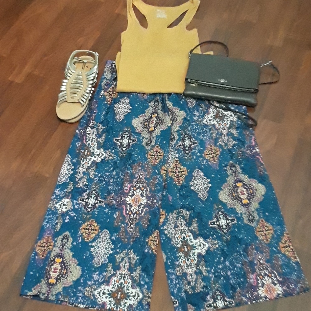 Cropped palazzo pants